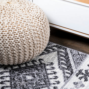 Sura Modern Kilim Geometric Area Rug